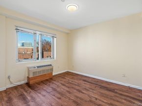 71-33 162nd Street 4B, Fresh Meadows NY 11365