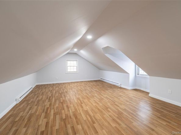 801 Park Avenue, Westbury NY 11590