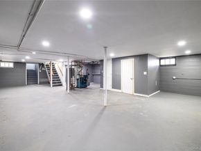 801 Park Avenue, Westbury NY 11590