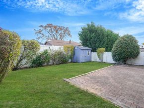 116 Parkhill Avenue, Massapequa NY 11758