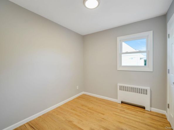 116 Parkhill Avenue, Massapequa NY 11758