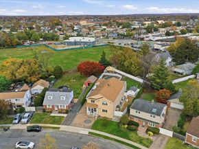 19 8th Street, Hicksville NY 11801