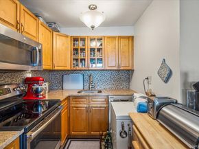 7-04 166th Street 9A, Beechhurst NY 11357