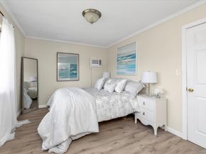 6 Karen Avenue, Plainview NY 11803