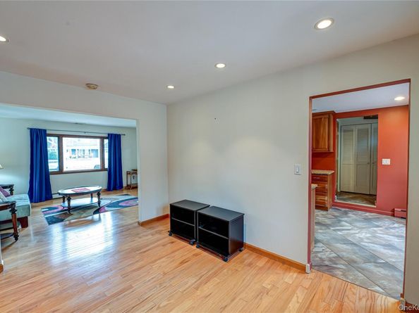 4 Debra Drive, Nesconset NY 11767