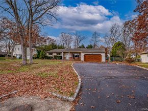 4 Debra Drive, Nesconset NY 11767