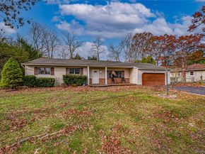 4 Debra Drive, Nesconset NY 11767