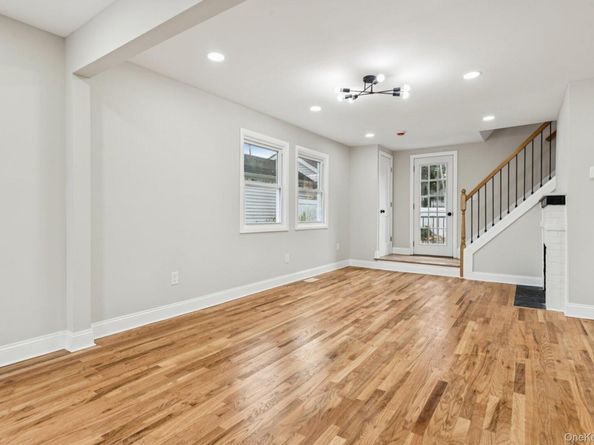 41 leyden Street, Huntington Station NY 11746