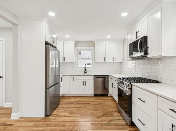 41 leyden Street, Huntington Station NY 11746