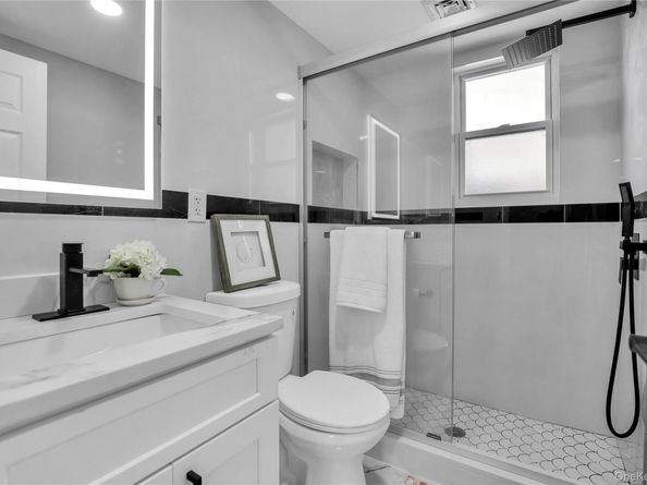 2 Walnut Drive, Syosset NY 11791