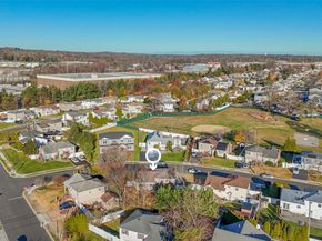 2 Walnut Drive, Syosset NY 11791