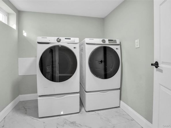 2 Walnut Drive, Syosset NY 11791