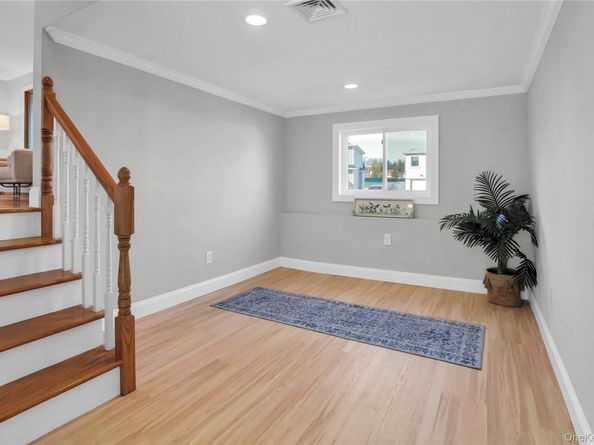 2 Walnut Drive, Syosset NY 11791