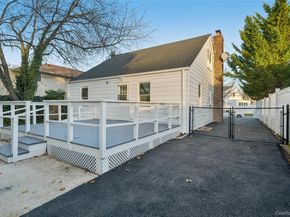 61 Harris Avenue, Hewlett NY 11557