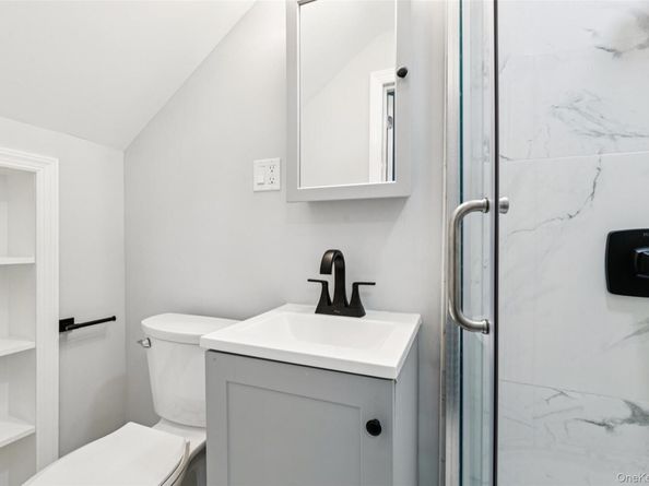 61 Harris Avenue, Hewlett NY 11557