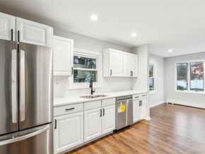 61 Harris Avenue, Hewlett NY 11557