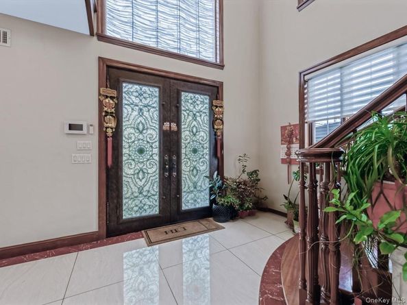 200-38 45th Avenue, Bayside NY 11361