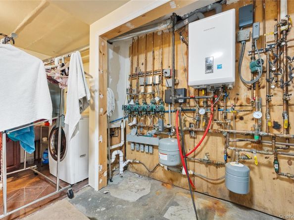 10810 35th Avenue, Corona NY 11368