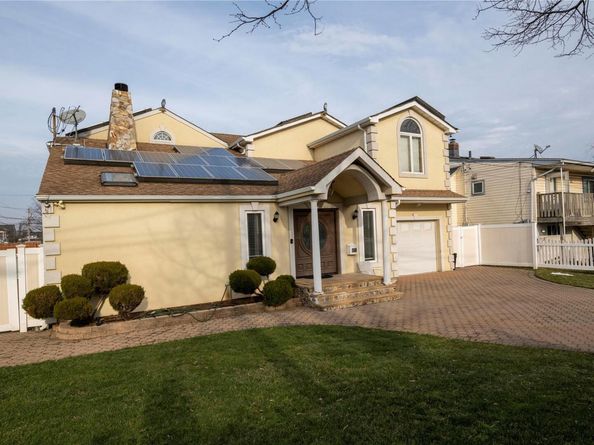 3 Marjorie Lane, East Rockaway NY 11518