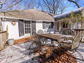 32 Hillside Road, Stony Brook NY 11790