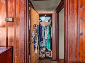 32 Hillside Road, Stony Brook NY 11790