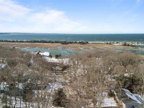 32 Hillside Road, Stony Brook NY 11790