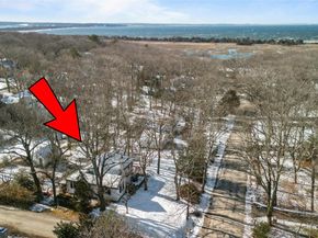32 Hillside Road, Stony Brook NY 11790