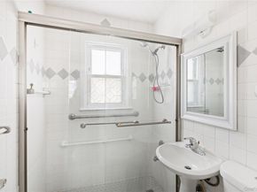 21 Innis Avenue, Ronkonkoma NY 11779