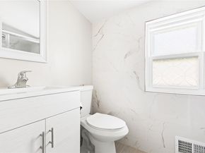 21 Innis Avenue, Ronkonkoma NY 11779