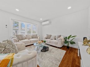 92 Washington Avenue, Deer Park NY 11729