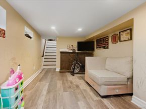 24 Poplar Avenue 24, Bronx NY 10465