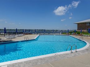 1 Toms Point Lane apt C Building 1, Port Washington NY 11050