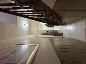 690 E 240th Street, Bronx NY 10470