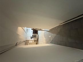 690 E 240th Street, Bronx NY 10470