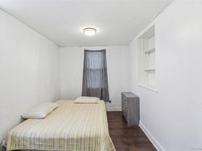 1042 E 233rd Street, Bronx NY 10466