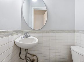 1042 E 233rd Street, Bronx NY 10466