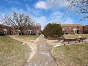 196-23 73rd Ave 2, Fresh Meadows NY 11365