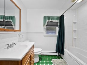 824 Lincoln Avenue, Bohemia NY 11716