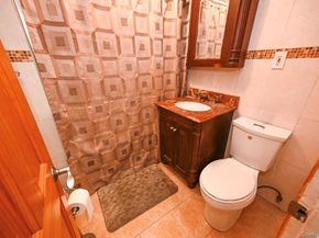 7839 82nd Street, Glendale NY 11385