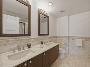 5 Renaissance Square 16D, White Plains NY 10601