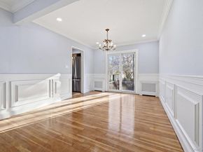 896 School Drive, North Baldwin NY 11510