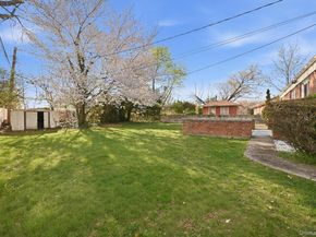 896 School Drive, North Baldwin NY 11510