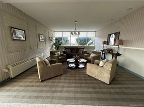 60 Hempstead Avenue 1O, Lynbrook NY 11563