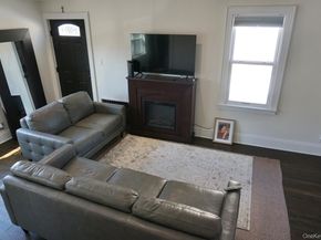 31 Drew Street, Valley Stream NY 11581