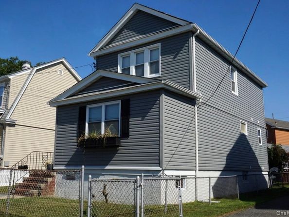 31 Drew Street, Valley Stream NY 11581