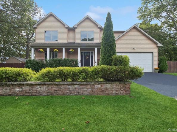4 Mason Street, Yaphank NY 11980