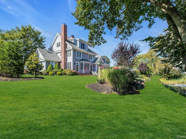 7 True Harbour Way, West Islip NY 11795