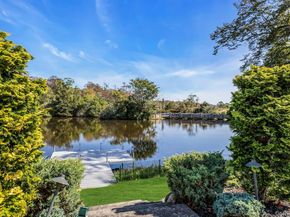 7 True Harbour Way, West Islip NY 11795