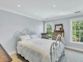 7 True Harbour Way, West Islip NY 11795