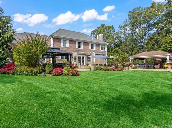 87 Mayfair Road, Nesconset NY 11767